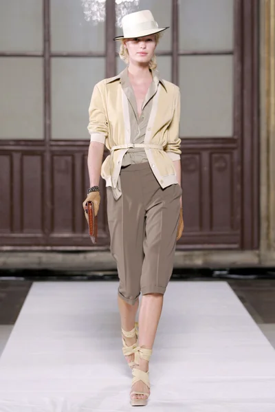 Look 12